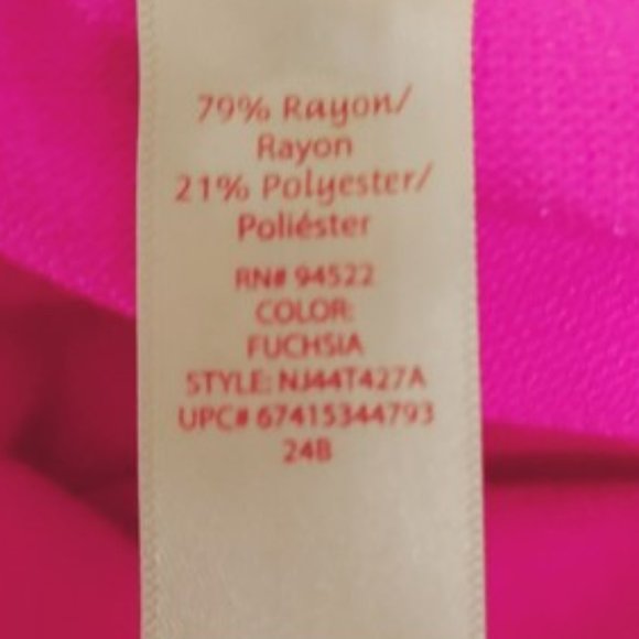 No Boundaries Fuchsia On/OFF Shoulder Button Detail Sweater Size M (7-9) NWT - Picture 4 of 7